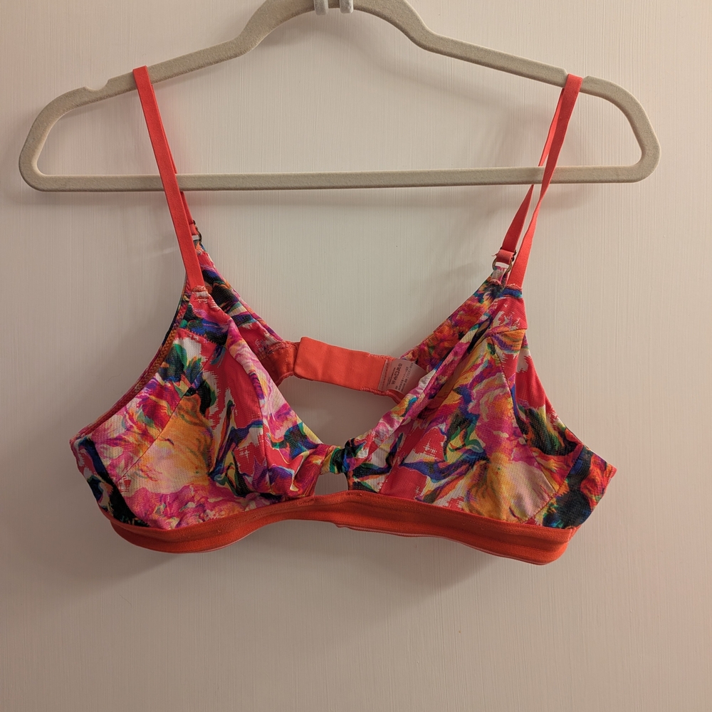 Stance Floral Wireless Bralette in Coral and Multicolor